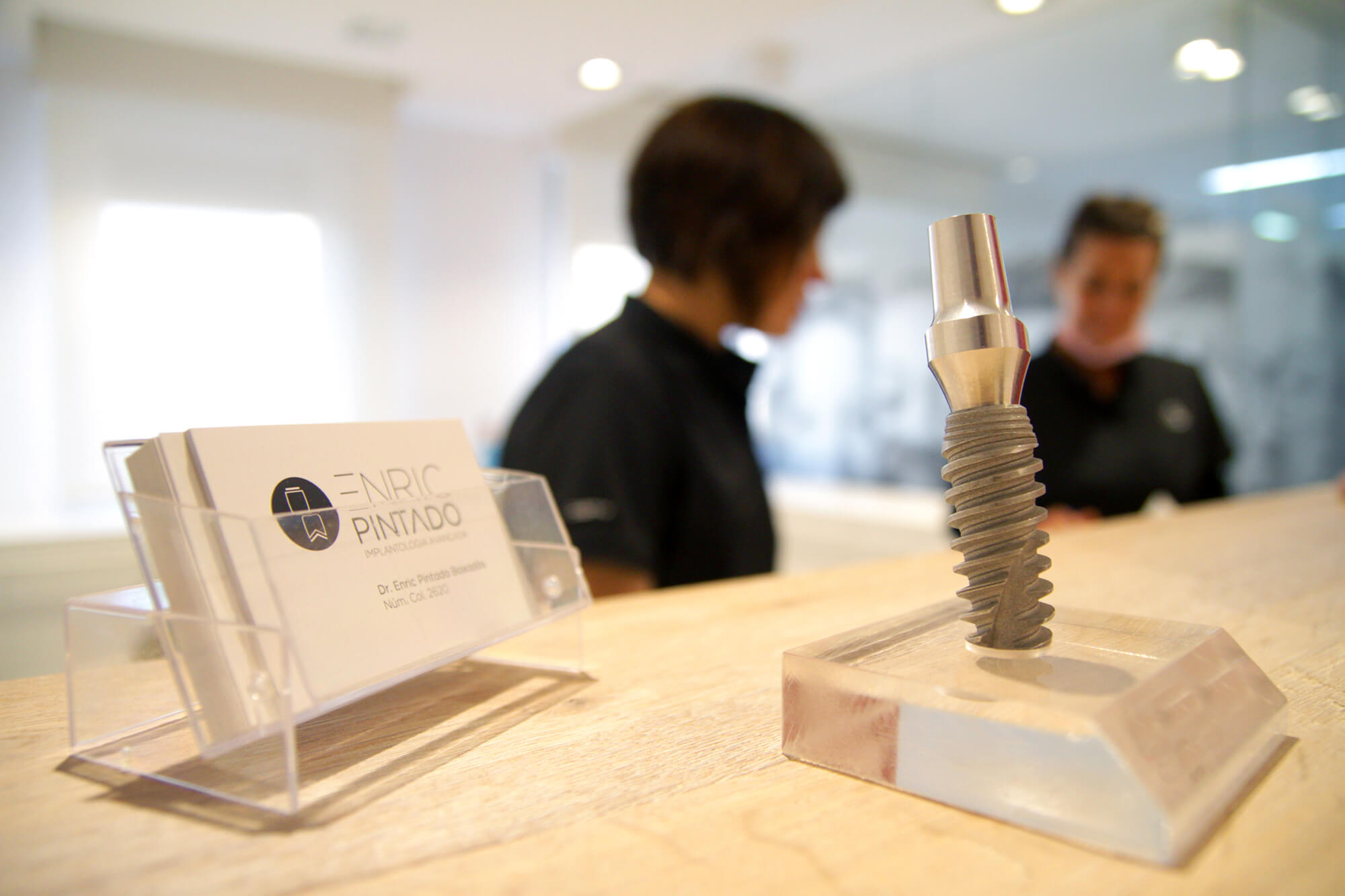 Clínica Especialista en Implantes Dentales – Barcelona Formación Dental